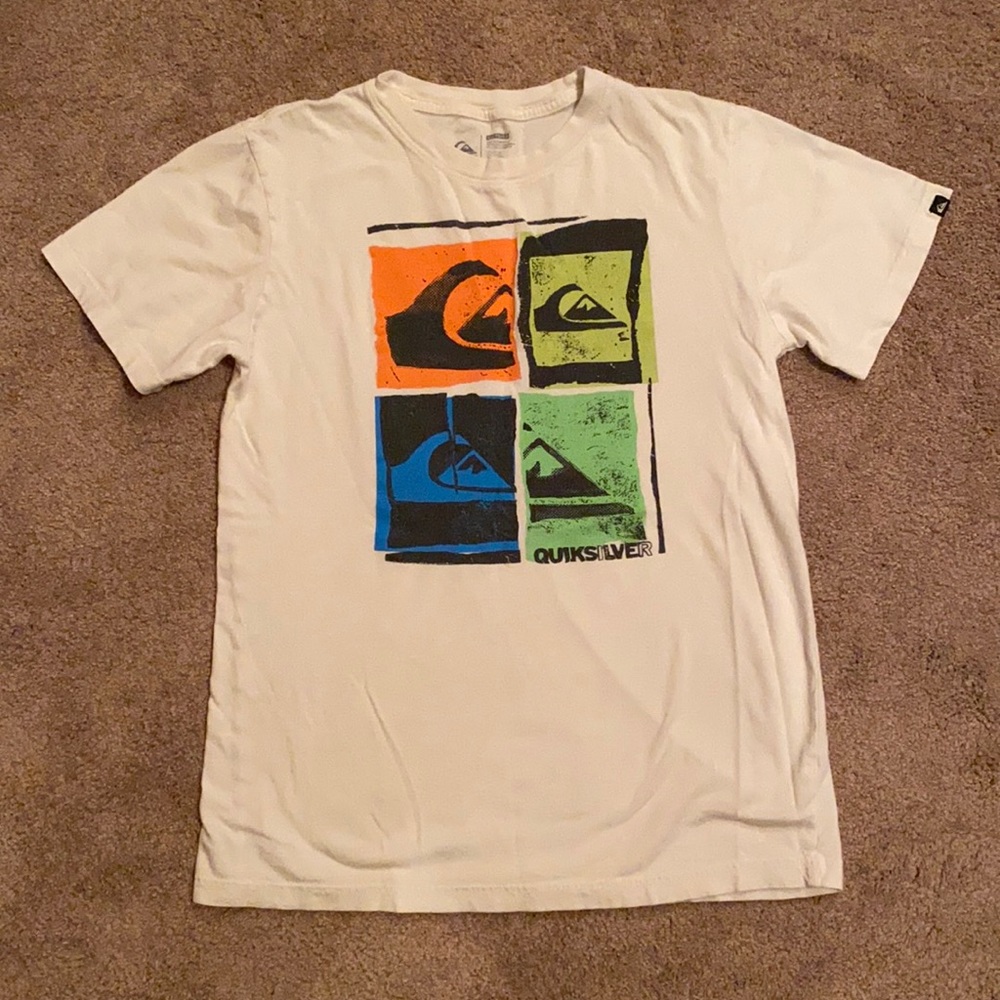 Quicksilver White Logo T-Shirt - Boys XL